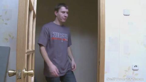 4393
